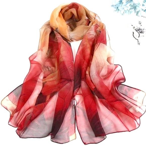 Accessories - Beautiful, soft scarf